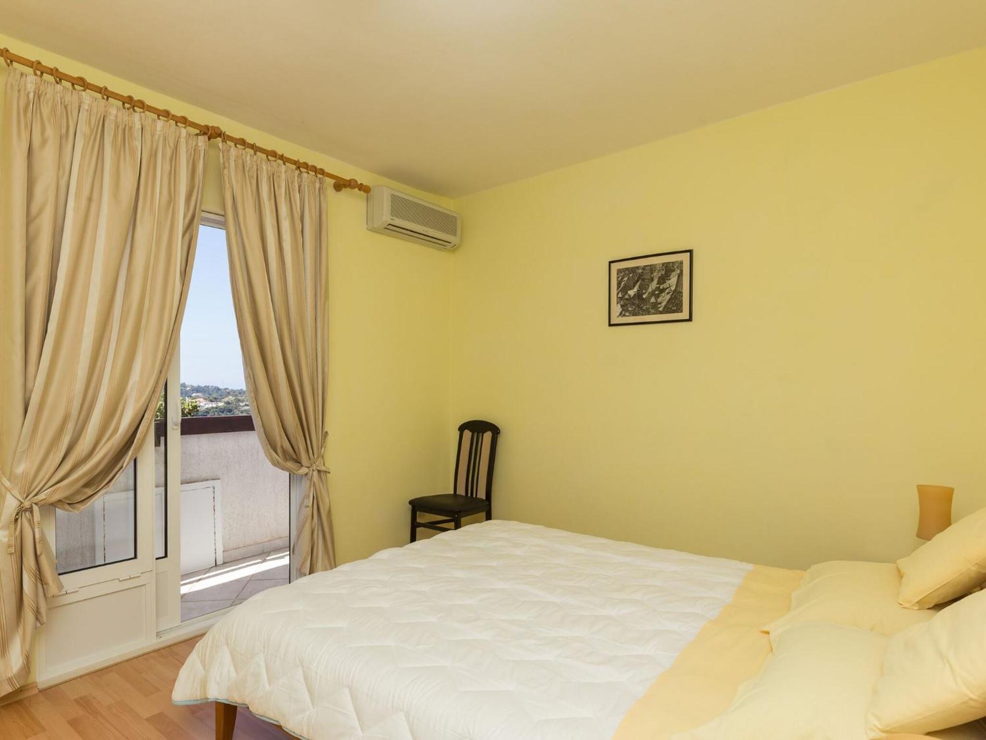 Apartment Mili - Two Bedroom Apartment With Terrace And Sea View Sinjska 15 杜布罗夫尼克 外观 照片